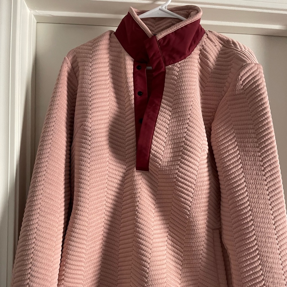 Helly Hansen athletic sweater